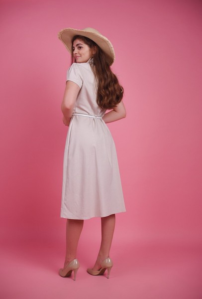 Изображение Платье - рубашка, А-силуэта из льна бежевого цвета, коллекций "Элиза", от Pink 7