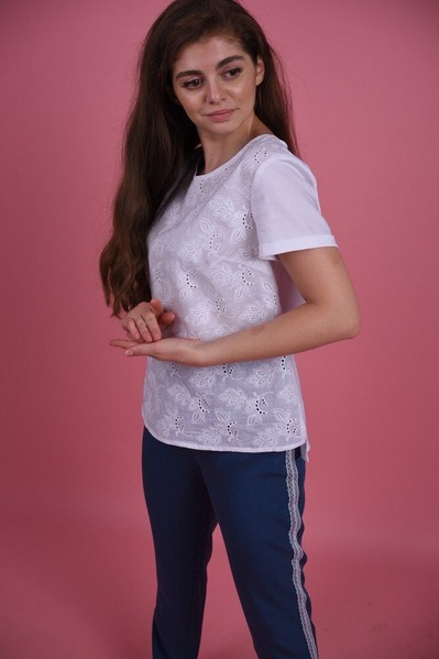 Фото Блуза базова котон із вишивкою МАК 1