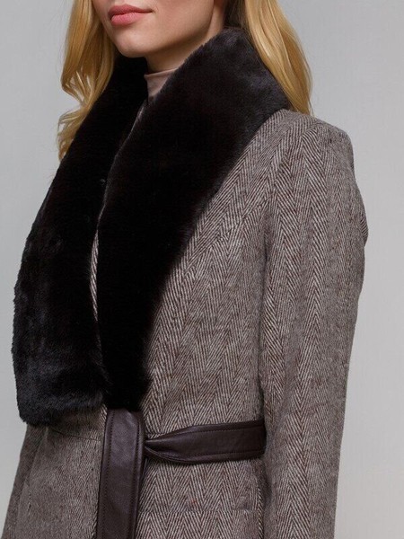 Изображение Пальто с меховым воротником, коллекция - Элегия, от Pink 4